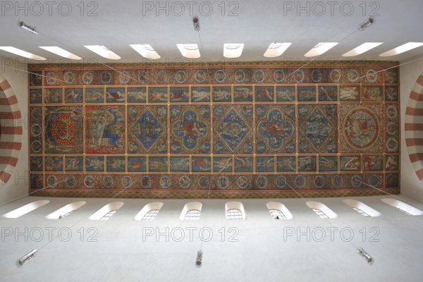 Ceiling of the Ottonian UNESCO St Michael's Church, interior view, view upwards, view, arts and crafts, decorations, wall painting, St Mary's Cathedral, Hildesheim, Lower Saxony, Germany