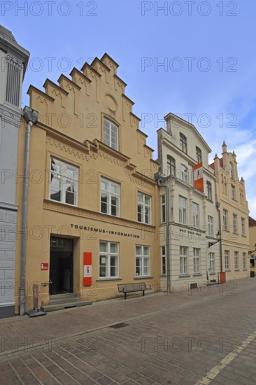 Historic World Heritage House with stepped gable, museum, houses, tourist information, Wismar, Mecklenburg-Western Pomerania, Germany