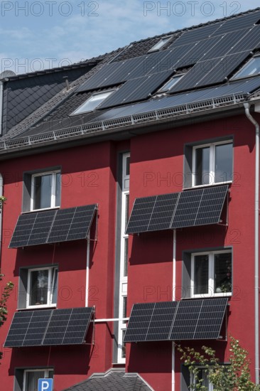 Residential building with photovoltaic modules on the façade and roof, North Rhine-Westphalia, Germany