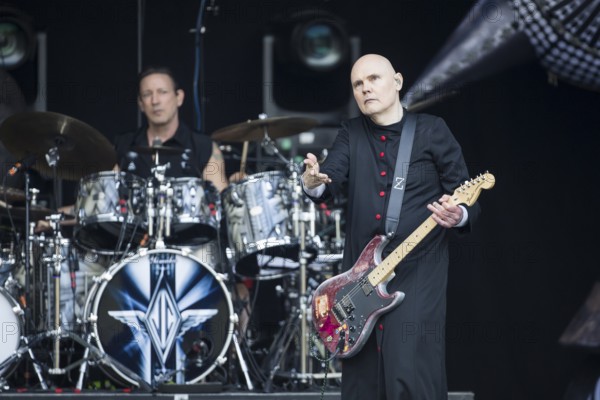 Jimmy Chamberlin (drummer) and Billy Corgan (singer) from The Smashing Pumpkins live on The Aghori Tour at the Zitadelle Spandau in Berlin on 06/08/2025