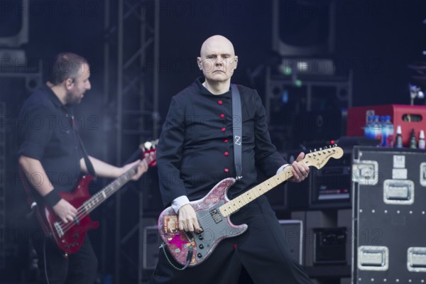 Billy Corgan (singer) and Jack Bates (bassist) from The Smashing Pumpkins live on The Aghori Tour at the Zitadelle Spandau in Berlin on 06/08/2025