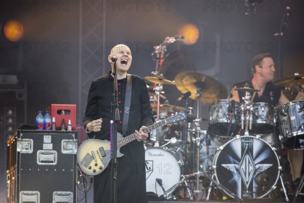 Billy Corgan (singer) and Jimmy Chamberlin (drummer) from The Smashing Pumpkins live on The Aghori Tour at the Zitadelle Spandau in Berlin on 06/08/2025