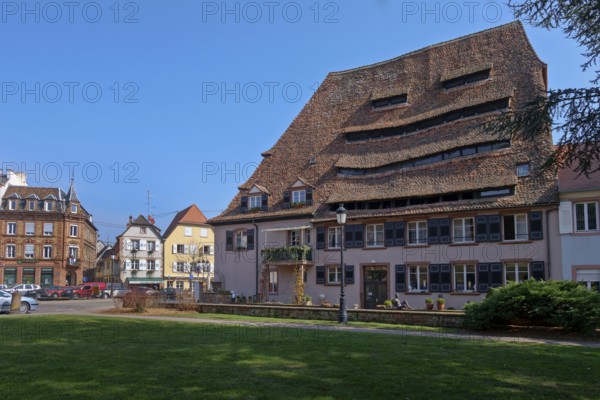 Place du Saumon with Maison du Sel salt house, Wissembourg, Weissenburg, Northern Vosges nature park Park, Vosges, Alsace, France
