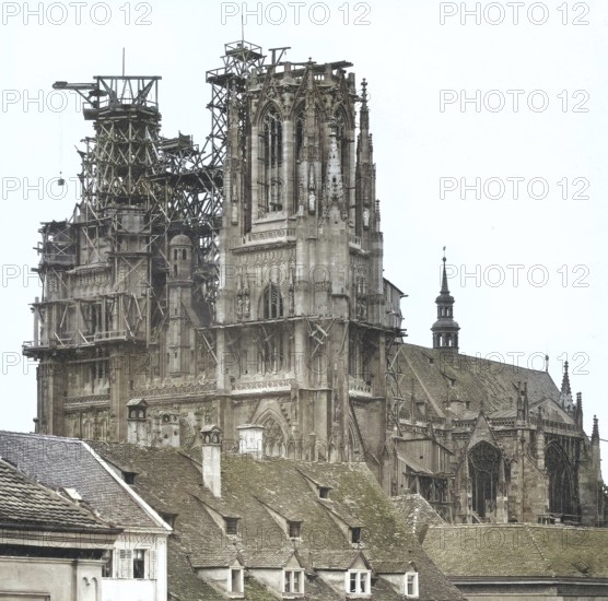 The cathedral of Regensburg, building site, construction of the towers in 1865, Bavaria, Germany, Historical, digitally restored reproduction from a 19th century original, Record date not stated