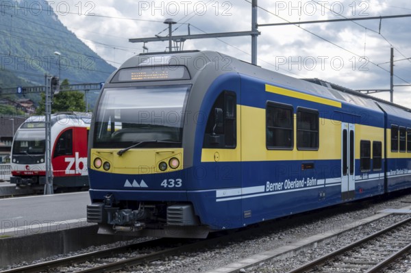 Passenger train Bernese Oberland Railway, hi, Zentralbahn, Interlaken, Bern, Switzerland