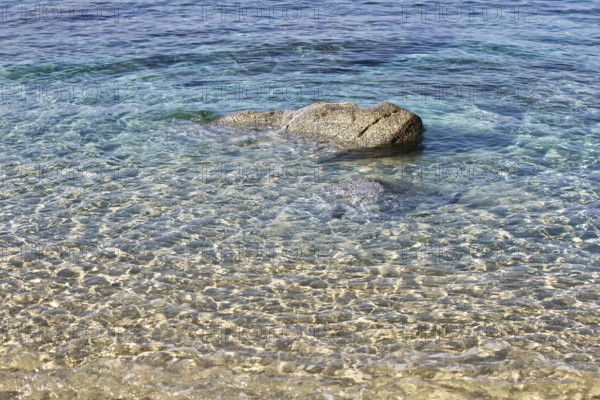 Clear view of seabed with rocks in turquoise water, Ricadi, Capo Vaticano