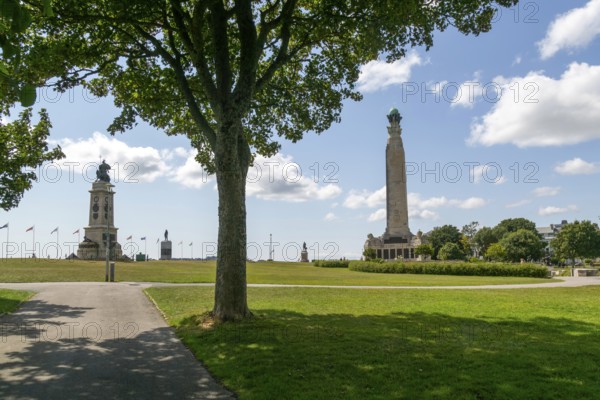 Historic monuments and statues on Plymouth Hoe public park, Plymouth, Devon, England, UK