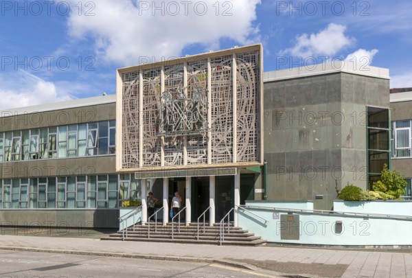 Crown and County Courts building, city centre of Plymouth, Devon, England, UK - Plymouth Combined Court Centre