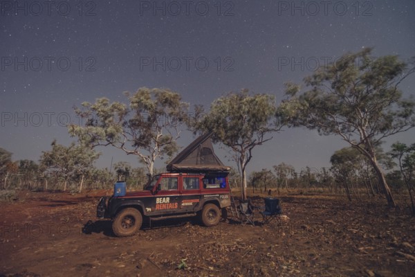 Australia Outback Landrover Camper Starry sky, Australia