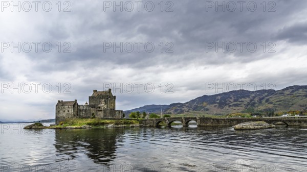 Eilean Donan Castle, Loch Duich, Isle of Skye, Highlands, Scotland, UK