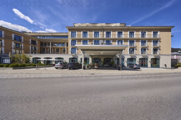 Hotel Edelweiss, building, roofed entrance area, blue sky, cumulus clouds, cirrostratus clouds, Maximilianstraße, Berchtesgaden, Upper Bavaria, district Berchtesgadener Land, Bavaria, Germany