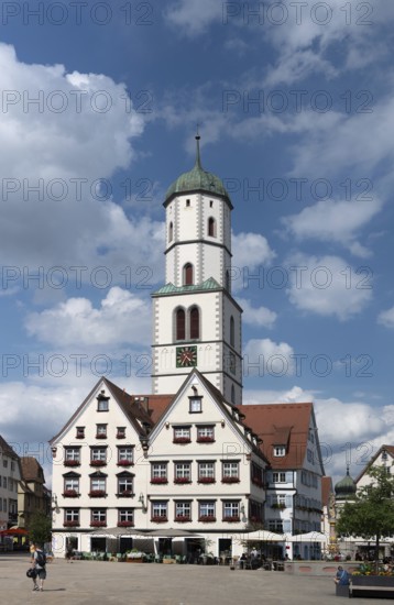 Gabled houses with a view of the tower of St Martin's Church, market square, Biberach, Baden-Württemberg, Germany