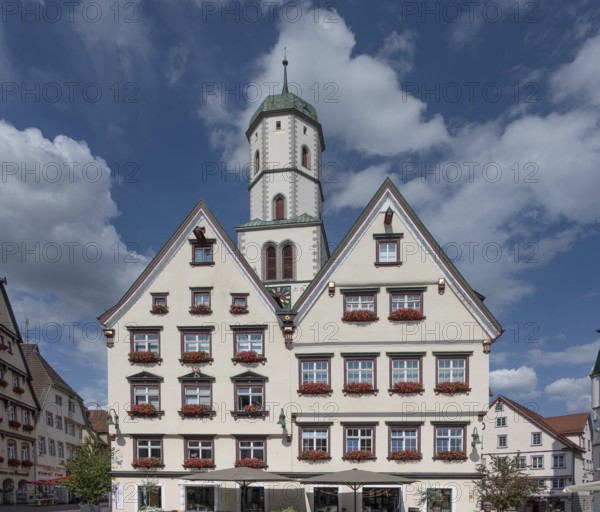 Gabled houses with a view of the tower of St Martin's Church, market square, Biberach, Baden-Württemberg, Germany