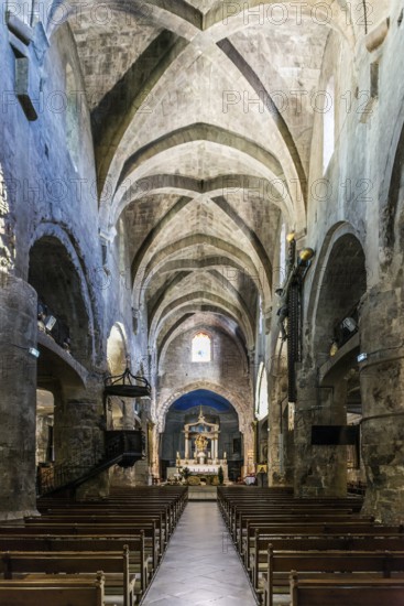 Interior view, Notre-Dame-du-Puy Cathedral, Grasse, Alpes Maritimes, Provence Alpes Cote d'Azur, French Riviera, South of France, France