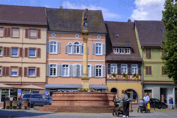 Market square, half-timbered houses in the old town, Ladenburg, Rhine-Neckar district, Baden-Württemberg, Germany