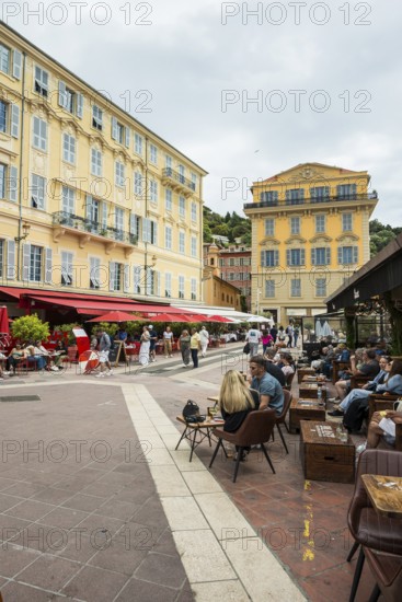 Square in the old town centre, Nice, Alpes Maritimes, Provence Alpes Cote d'Azur, French Riviera, South of France, France