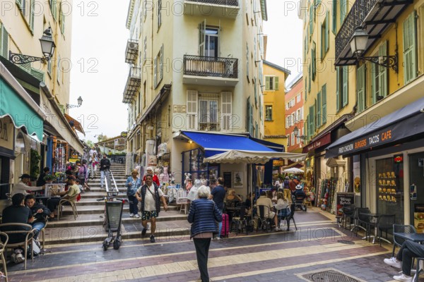 Alley in the old town, Nice, Alpes Maritimes, Provence Alpes Cote d'Azur, French Riviera, South of France, France