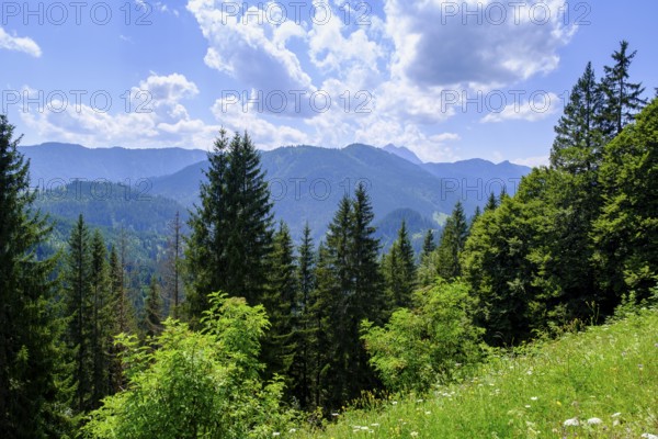 View from the Reichsteinalm, above the Erzherzog Johann Klause, on the Malerschlag - Valeppstraße, Brandenberger Tal, Tyrol, Austria