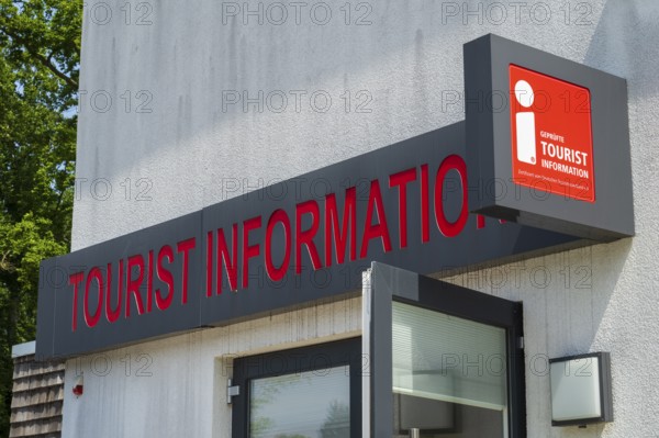 Tourist information sign, entrance to the garden show, Bad Lippspringe, climatic health resort, Westphalia, North Rhine-Westphalia, Germany
