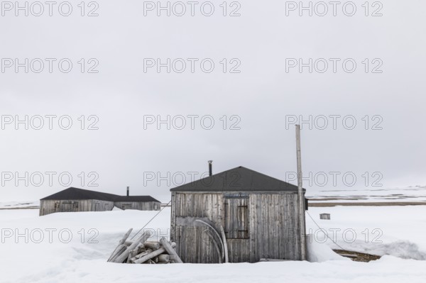 Former research station, wooden hut, Kinvika, Muchinsonfjord, Spitsbergen, Svalbard