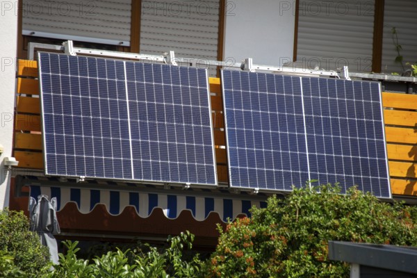 Balcony power station on a detached house