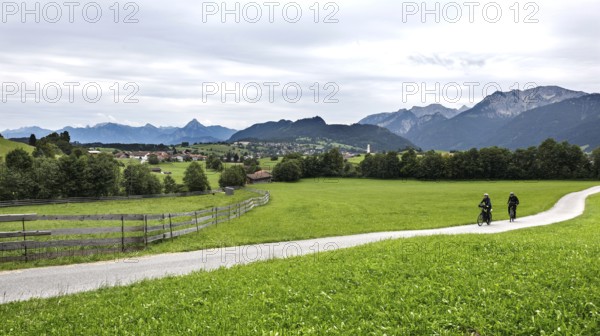 Cyclist on a bicycle path in Pfronten, 30.07.2025, Pfronten