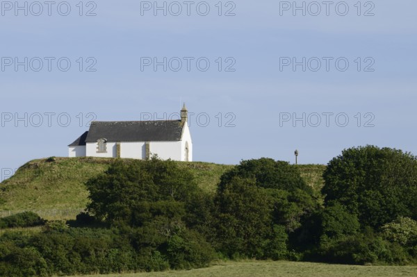 St Michel tumulus with chapel, Carnac, Morbihan department, Brittany, France