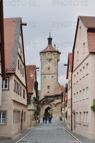 Klingengasse and Klingentor, Rothenburg ob der Tauber, Middle Franconia, Bavaria, Germany