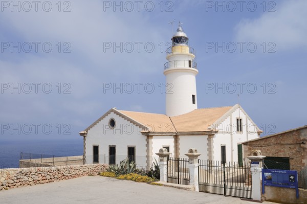 Far de Capdepera lighthouse, Punta de Capdepera, Cala Rajada, Majorca, Balearic Islands, Spain