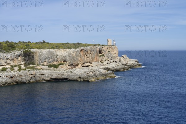 Rocky coast, Cala Figuera, Majorca, Balearic Islands, Spain