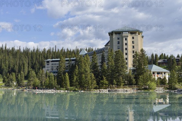 Hotel Fairmont Chateau Lake Louise and Lake Louise, Banff National Park, Alberta, Canada