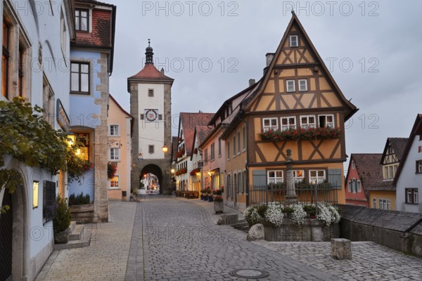 Plönlein with Siebersturm tower and half-timbered house, Rothenburg ob der Tauber, Middle Franconia, Bavaria, Germany