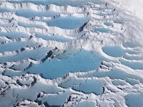 Close-up of turquoise-coloured water terraces surrounded by white limestone, aerial view, sinter terraces, limestone sinter terraces, travertine terraces, Pamukkale, Denizli, UNESCO World Heritage Site, Anatolia, Turkey