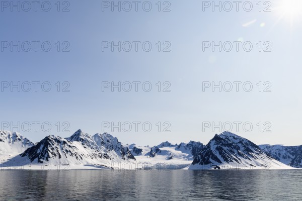 Glacier tongue, ice, mountain range, sea, Smeerenburg, Spitsbergen, Svalbard