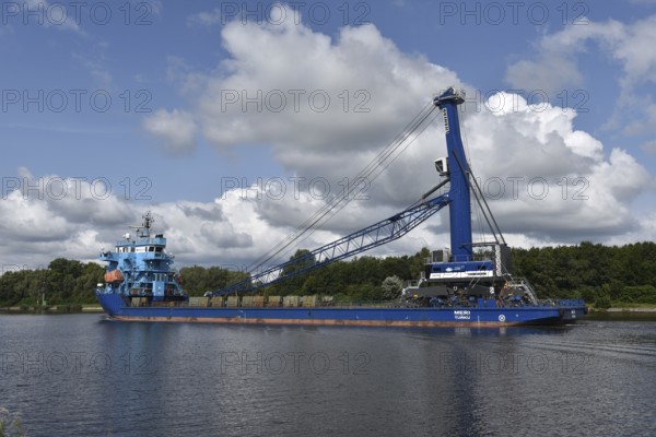Heavy goods vessel MERI, cargo ship MERI in the Kiel Canal, Kiel Canal, Kiel Canal, Schleswig-Holstein, Germany