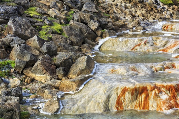 Sinter terraces, sinter steps, moss-covered volcanic rock, Hveravellir geothermal area, Icelandic highlands, Suðurland, Sudurland, Iceland