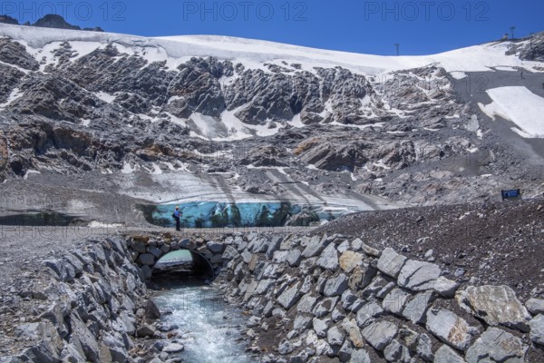 Rettenbachferner on the Ötztal Glacier Road, Sölden, Ötztal, Ötztal Alps, Tyrol, Austria