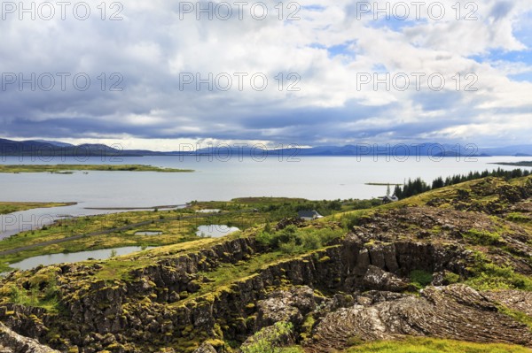 Thingvellir National Park, volcanic landscape with Lake Þingvallavatn, Thingvallavatn in summer, Golden Circle, Sudurland, Iceland
