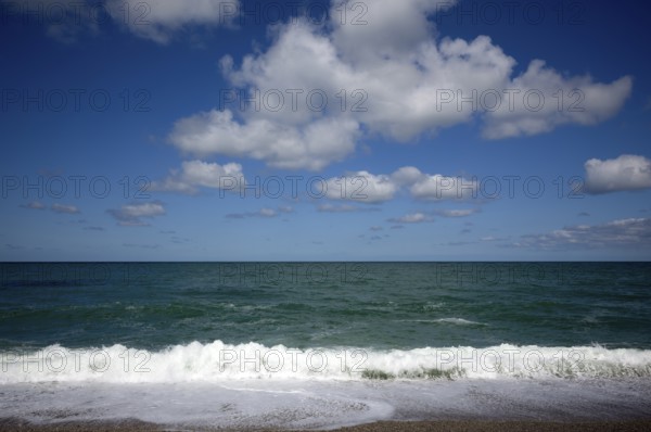 Surf, waves, sea, clouds, Étretat, Normandy, Seine-Maritime, France