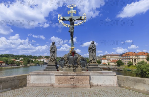 Czech, Charles Bridge on Vlatva connecting Prague Castle Lesser Quarter and Old Town