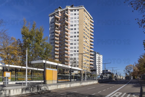Romeo skyscraper designed by architects Hans Scharoun and Wilhelm Frank. The building is part of the Romeo and Juliet ensemble in the Rot district. Stuttgart, Baden-Württemberg, Germany