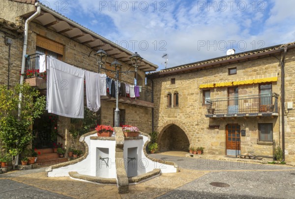 Plaza medieval buildings village of Isuerre, Val d'Onsella, Zaragoza province, Aragon, Spain
