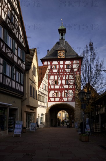 Unteres Tor, Stadttor, half-timbered house, Bietigheim-Bissingen, Baden-Württemberg, Germany
