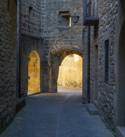 Historic buildings in medieval village of Sos del Rey Católico, Cinco Villas district, Zaragoza province, Aragon, Spain
