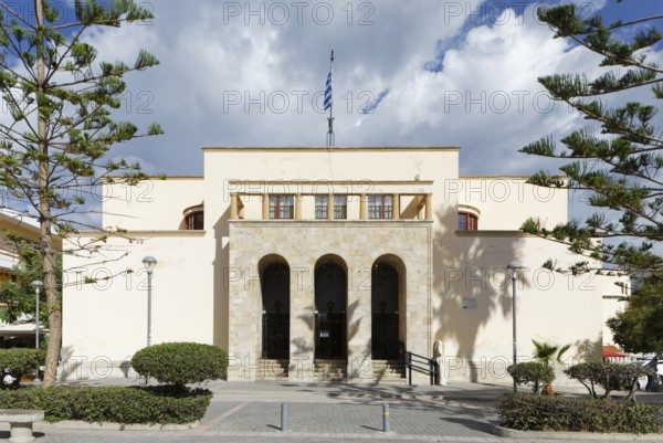 Portal, Archaeological Museum, Archeologikó Musío Ko, built 1923-1943, with finds from ancient to late Roman times, Platia Eleftherias, old town, city of Kos, island of Kos, Dodecanese Islands, Greece