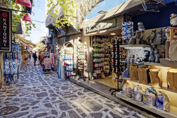Alley, alleyway, with souvenir shop, shop, shopping, souvenirs, old town, Kos Town, Kos Island, Dodecanese Islands, Greece