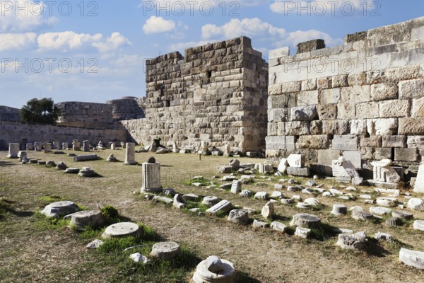 Fragments of columns in the courtyard, inner fortification, bastion, Neratzia fortress, also Nerantzia, castle, first mentioned in 1395, formerly fortress of the Order of St. John, today ruin, city of Kos, island of Kos, Dodecanese islands, Greece, eastern Adriatic, Mediterranean