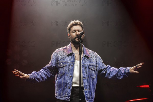 Calum Scott live on The Avenoir Tour at Berlin's Tempodrom on 04.11.2025
