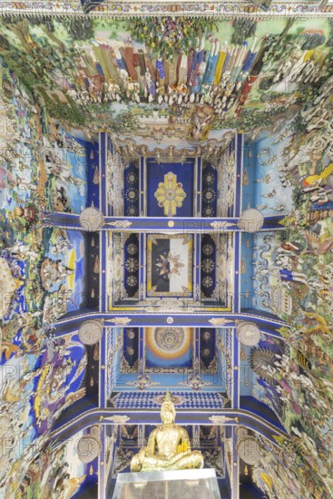 Photo from the frog perspective: art hall with exhibition of non-traditional works of art, most of which follow modern art trends such as minimalism and abstraction, Wat Pariwat, Yan Nawa district, Bangkok, Thailand