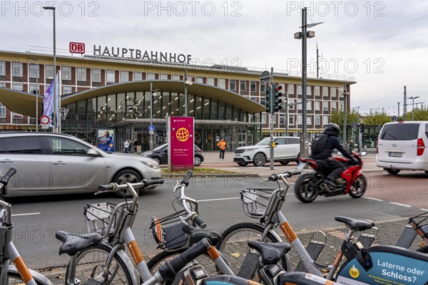 Bochum Central Station, Station Hall, Station Foreground, Bicycle Parking, Nextbike Station, Metropolradruhr, North Rhine-Westphalia, Germany